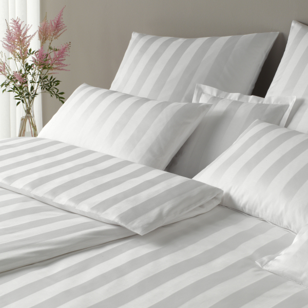 elegante Mako-Satin Bettwäsche 'Noblesse' 135 x 200 cm Weiß